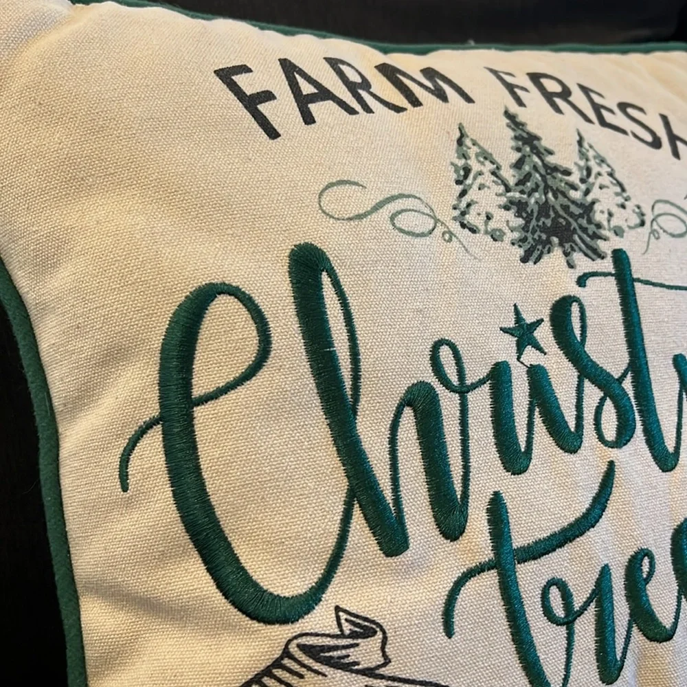 CHRISTMAS LINEN SQUARE PILLOW WITH GREEN EMBROIDERY AND DETAILS